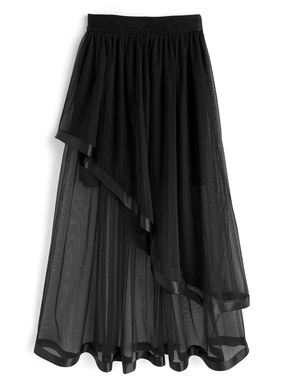 アシンメトリーチュールスカート