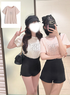 ラインストーンロゴTシャツ