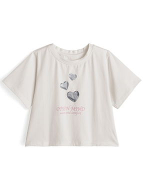 ハートロゴプリントショート丈Tシャツ