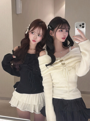 レースアップオフショルダーニットトップス