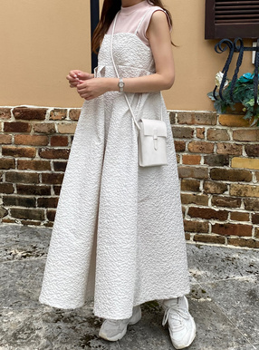 スクエアレザーフラップショルダーバッグ