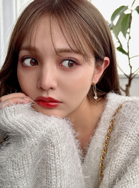 クリアビーズウェーブロングイヤリング