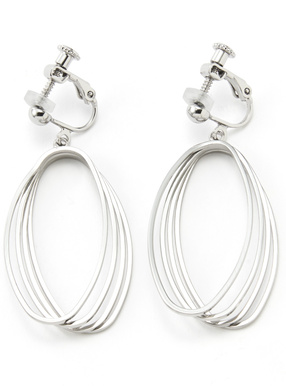 フープイヤリング