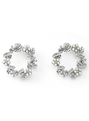 フラワーリースパールビジューピアス