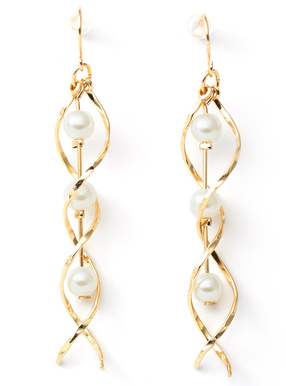 パールツイストロングピアス