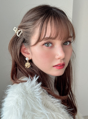 ウエーブメタルビッグパールイヤリング