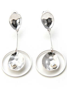 パールサークルイヤリング