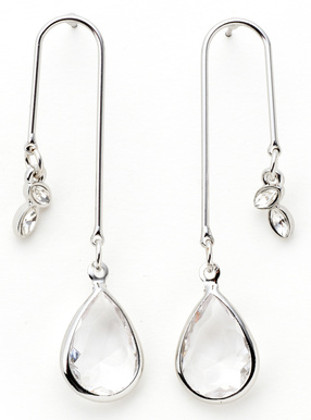 クリアストーンビジューロングピアス