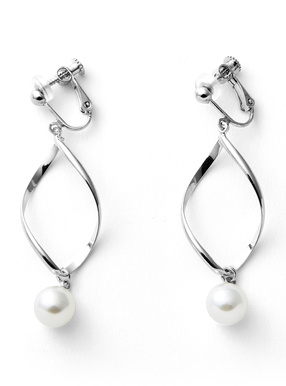 ツイストフープパールイヤリング