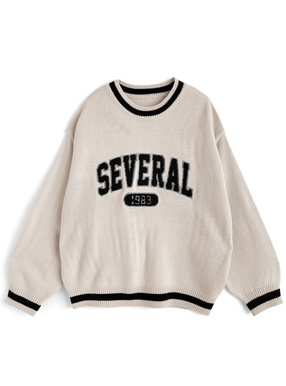 配色サガラロゴ刺繍ニットトップス