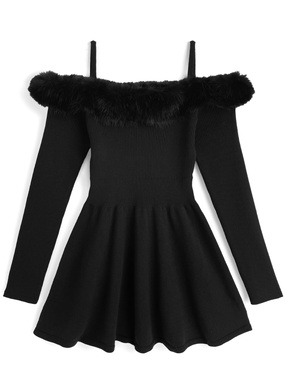ファー・ストラップ付きオフショルダーニットミニワンピース