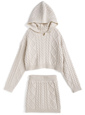 ケーブル編みニットパーカー×タイトミニスカートセットアップ