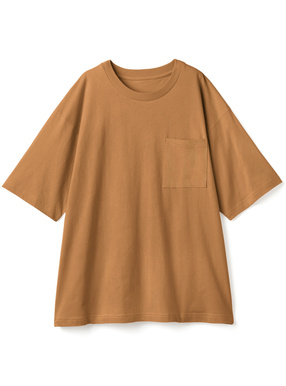 ポケット付きルーズシルエットTシャツ