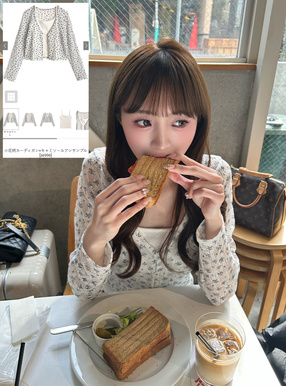 小花柄カーディガン×キャミソールアンサンブル