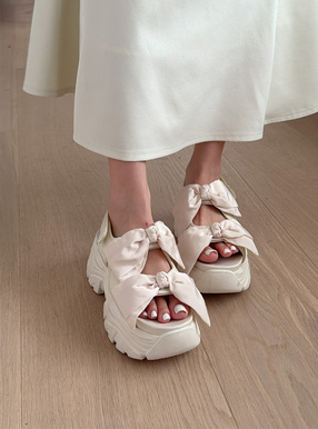 ダブルリボン厚底スポーツサンダル