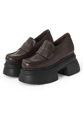 レザー厚底ローファー